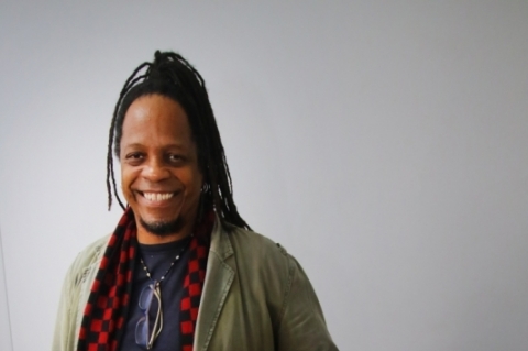 Edu Nascimento, filho do músico, 
segue com a tradição do sopapo