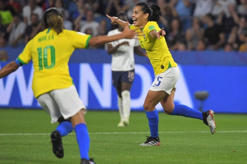 As inscrições ocorrem pela plataforma da FIFA e as vagas são limitadas