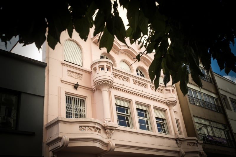 Construído na década de 1940 e tombado pelo patrimônio histórico, edificação receberá empresas locais