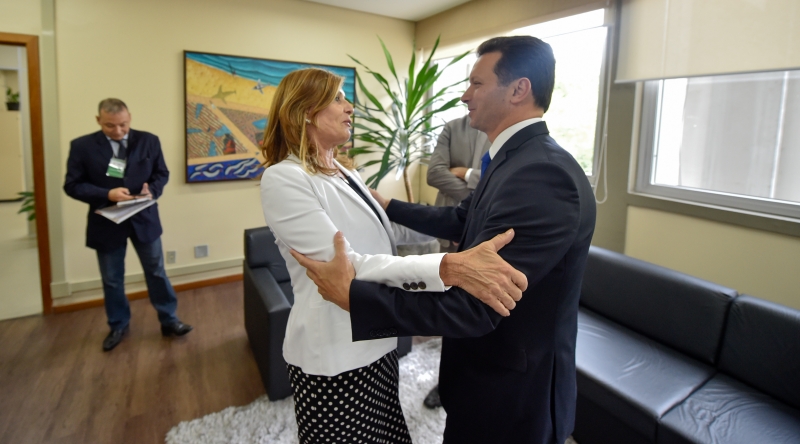 Mônica Leal reclama agora que Marchezan não dialoga, mas já teve momentos de harmonia com ele