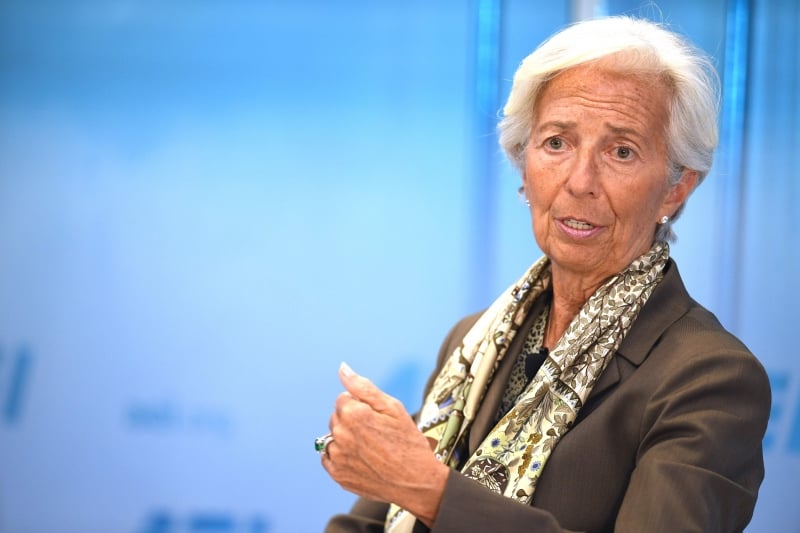 Lagarde vai se afastar temporariamente do comando do FMI