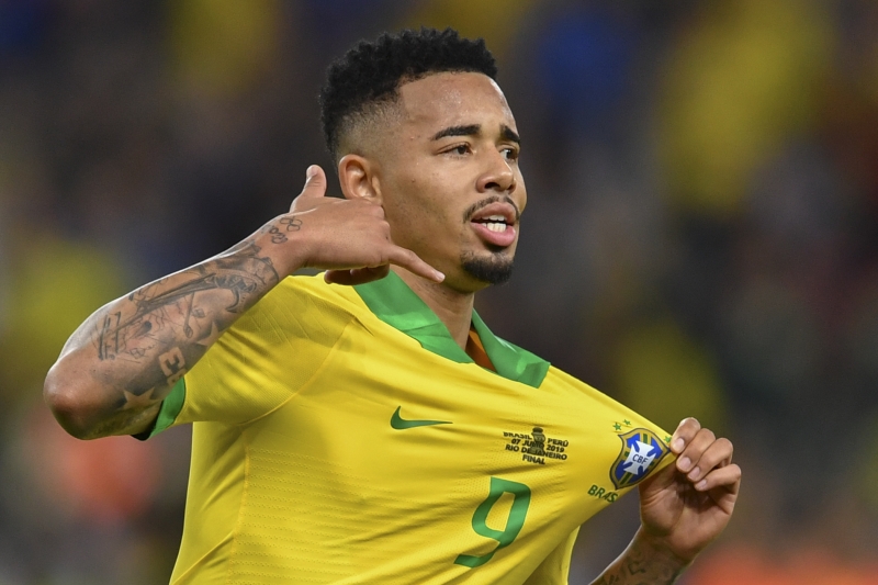 Imprensa britânica afirma que o Arsenal desembolsou 45 milhões de libras pelo jogador