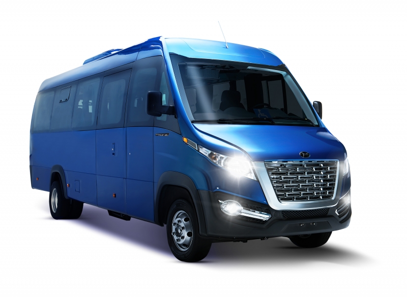 Equipado com motor Cummins de 2.8 litros, 152 cv de potência e 360 Nm de torque