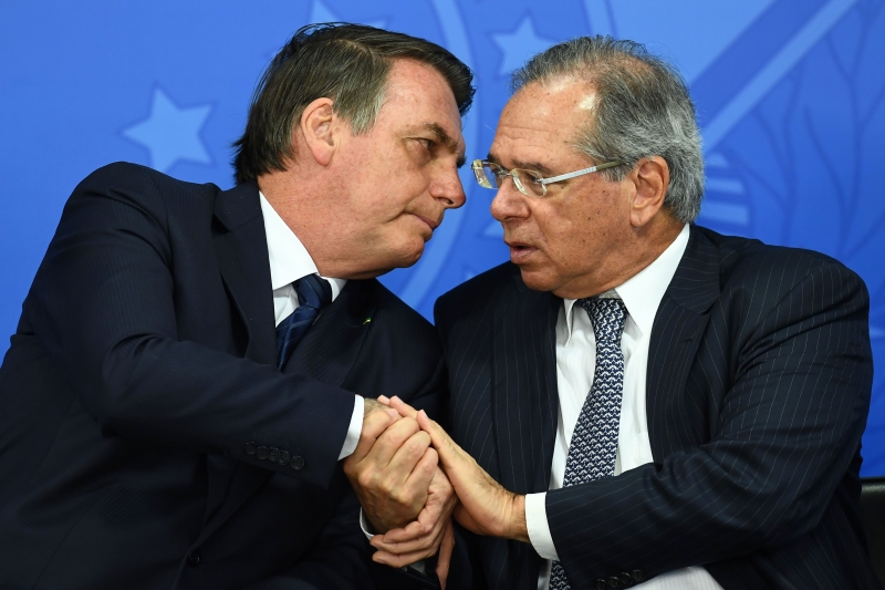 Bolsonaro afirmou que há uma "brecha" para recompor a defasagem