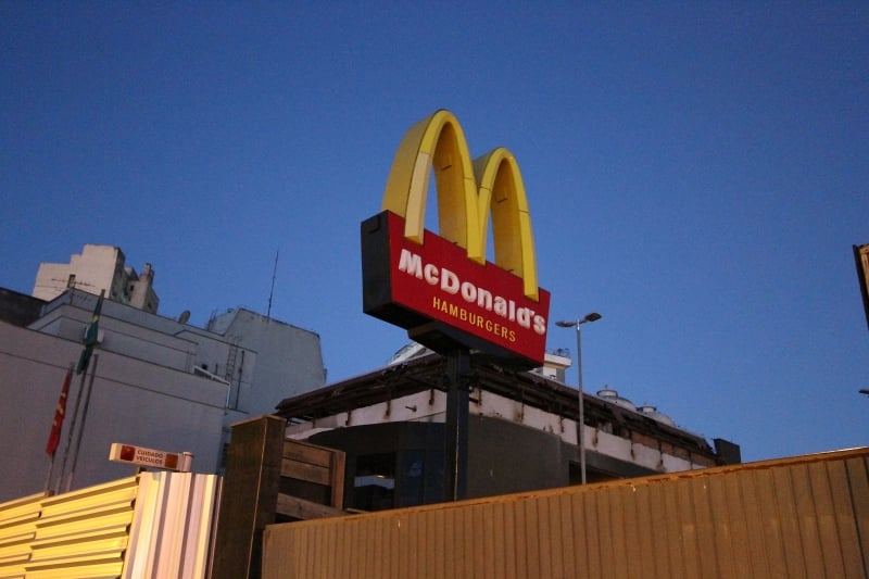 Ao todo, são 3 mil novos postos em restaurantes da rede em todo o País