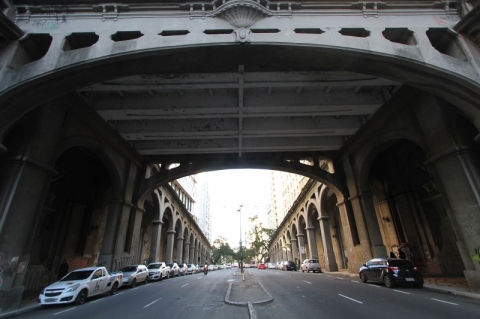 Revitalização do viaduto da Borges, em Porto Alegre, está sendo revisada