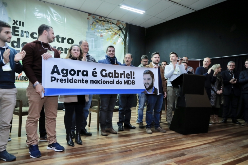 Com a presença de José Ivo Sartori e Alceu Moreira, chapa ao diretório nacional foi lançada no encontro de inverno da juventude emedebista