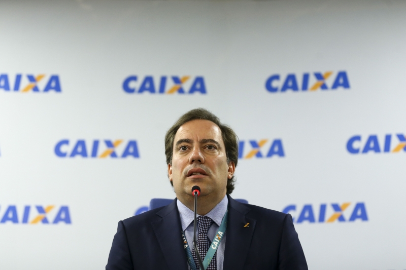 Presidente da Caixa, Pedro Guimarães, teria liderado movimento de ruptura dos bancos públicos