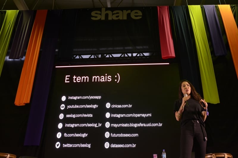 Mayumi Sato, s&oacute;cia-diretora da eSapiens Venture, falou do projeto durante a Gramado Summit Foto: C&aacute;ssio Brezolla/Divulga&ccedil;&atilde;o/JC