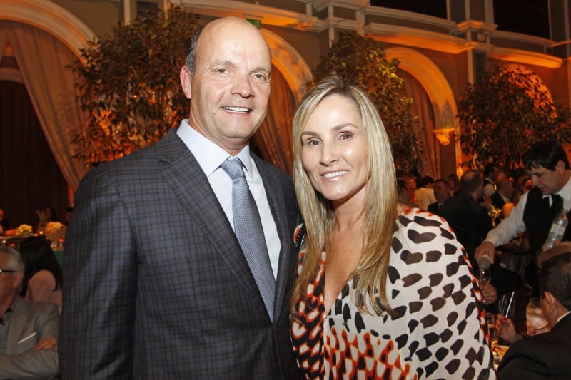 {'nm_midia_inter_thumb1':'https://www.jornaldocomercio.com/_midias/jpg/2019/08/08/206x137/1_mc080819_social_bins__12_-8804749.jpg', 'id_midia_tipo':'2', 'id_tetag_galer':'', 'id_midia':'5d4cb4537f7c1', 'cd_midia':8804749, 'ds_midia_link': 'https://www.jornaldocomercio.com/_midias/jpg/2019/08/08/mc080819_social_bins__12_-8804749.jpg', 'ds_midia': 'Luis Flaviano Feijó e Patrícia Feijó na ocasião festiva ', 'ds_midia_credi': 'MARIANA CARLESSO/JC', 'ds_midia_titlo': 'Luis Flaviano Feijó e Patrícia Feijó na ocasião festiva ', 'cd_tetag': '1', 'cd_midia_w': '800', 'cd_midia_h': '533', 'align': 'Left'}