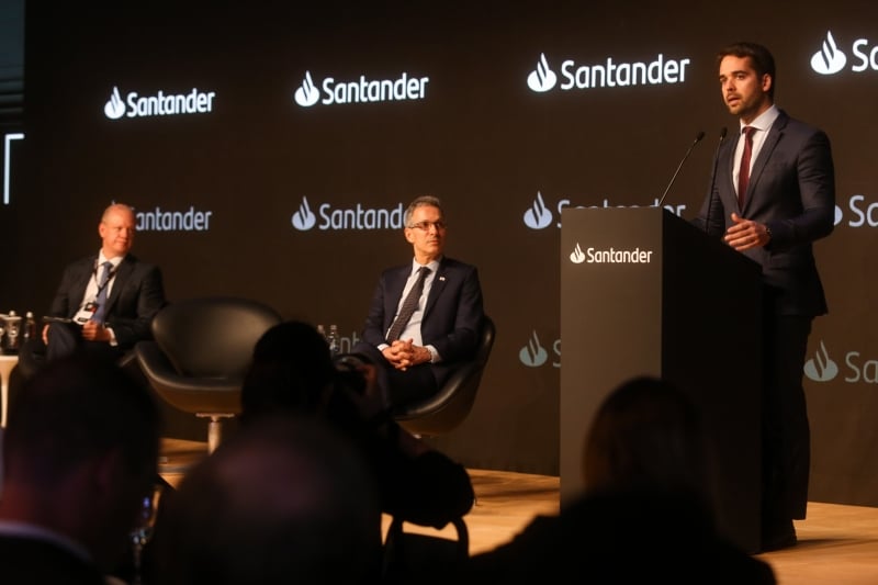 Governador palestrou em evento que reuniu 500 empresários 