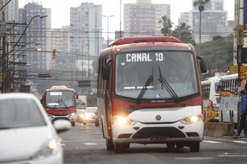 Passagem única do transporte seletivo será R$ 7,00 - um reajuste de 9,38%