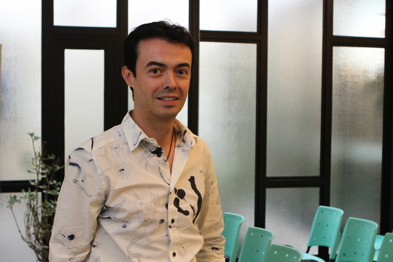  Orkut viaja o mundo dando palestras sobre o assunto Foto: MARCO QUINTANA/JC