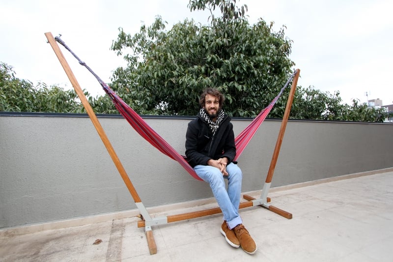 Entrevista com Carlo Guaragna, sobre pr&aacute;tica de yoga.  Foto: MARCO QUINTANA/JC