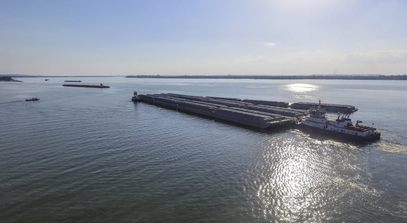 Atuação na região Norte compreende uma Estação de Transbordo de Carga, em Miritituba, onde barcaças são carregadas para exportação