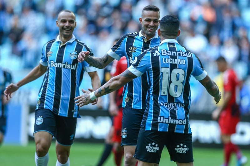 Luan marcou o primeiro gol da parida pelo Brasileirão na Arena
