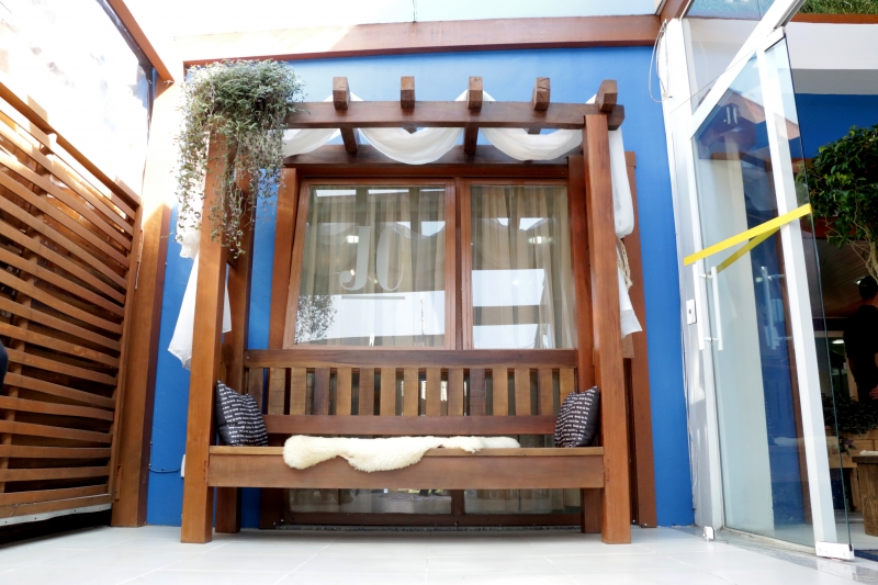 Pergolado na entrada