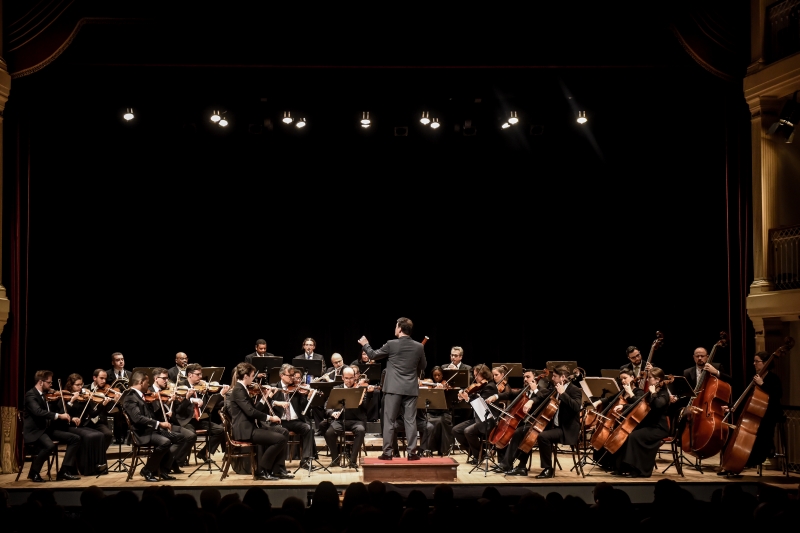Orquestra de Câmara Theatro São Pedro faz apresentação gratuita, com a participação de convidados