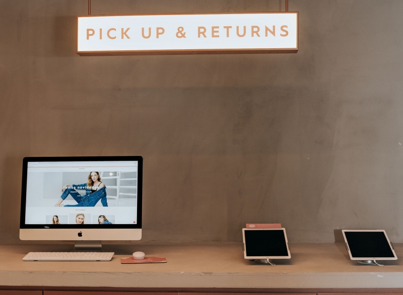 {'nm_midia_inter_thumb1':'https://www.jornaldocomercio.com/_midias/jpg/2019/08/28/206x137/1_amaro___guide_shop_porto_alegre_credito_amaro_divulgacao_jc_____4__8825924-8826322.jpg', 'id_midia_tipo':'2', 'id_tetag_galer':'', 'id_midia':'5d66d00d3f1da', 'cd_midia':8826322, 'ds_midia_link': 'https://www.jornaldocomercio.com/_midias/jpg/2019/08/28/amaro___guide_shop_porto_alegre_credito_amaro_divulgacao_jc_____4__8825924-8826322.jpg', 'ds_midia': 'Guide Shop Amaro Porto Alegre ', 'ds_midia_credi': 'Amaro/Divulga&ccedil;&atilde;o/JC ', 'ds_midia_titlo': 'Guide Shop Amaro Porto Alegre ', 'cd_tetag': '1', 'cd_midia_w': '800', 'cd_midia_h': '587', 'align': 'Left'}