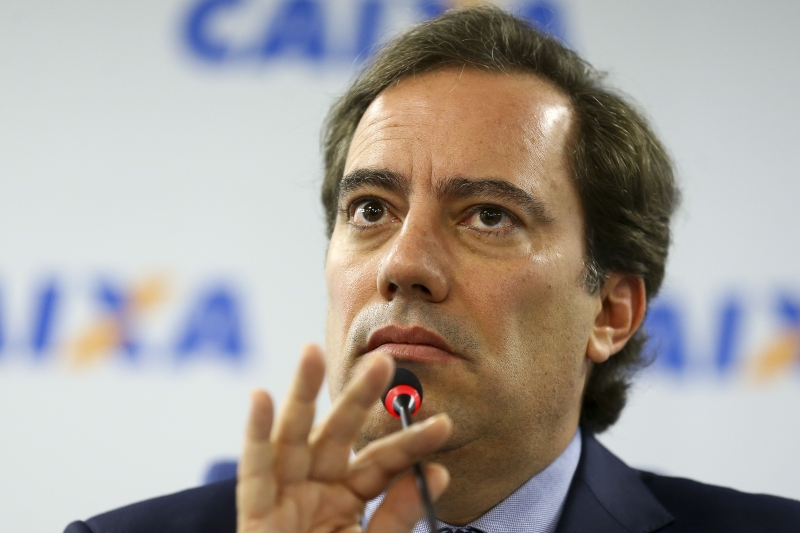 O presidente da Caixa, Pedro Guimar&atilde;es, est&aacute;  viajando todo o Pa&iacute;s para acompanhar os saques do FGTS