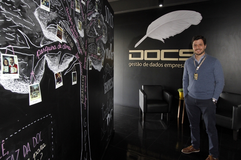 Mat&eacute;ria sobre a lawtech DOC9 para o Gera&ccedil;&atilde;oE, com o empreendedor Klaus Riffel.  Foto: MARCELO G. RIBEIRO/JC