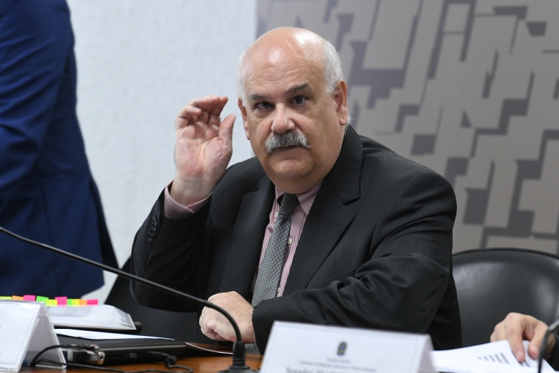 Ronaldo Costa Filho foi aprovado por integrantes da CRE do Senado