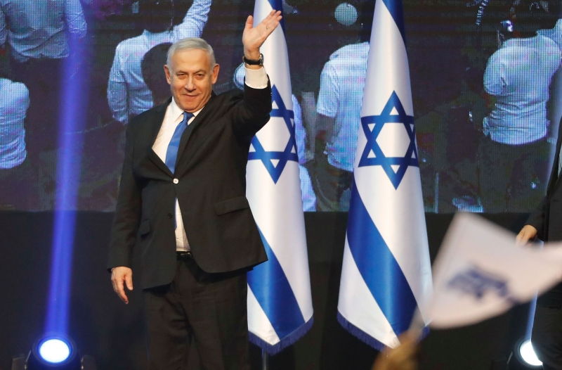 Benjamin Netanyahu (foto) está no cargo há 13 anos em Israel