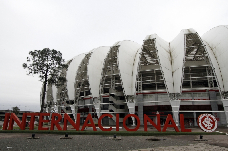 Ingresso para um jogo do Inter em Porto Alegre -  Portugal