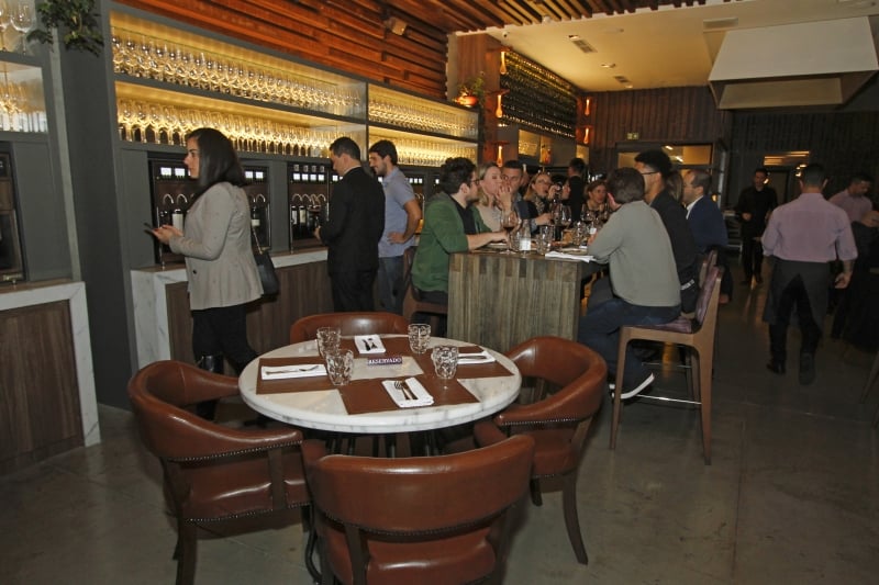 Cobertura do Gera&ccedil;&atilde;oE em evento de sommeliers no Dion&iacute;sia VinhoBar
GE Foto: MARIANA CARLESSO/JC