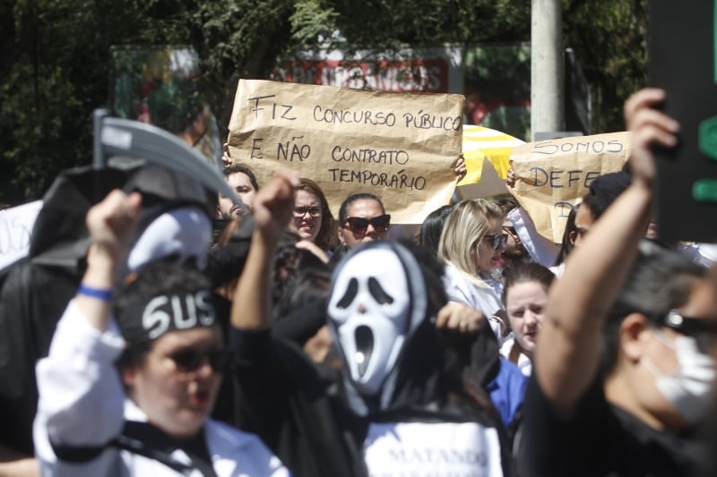 Entrega dos comunicados de rescisão dá seguimento ao processo de extinção do Imesf