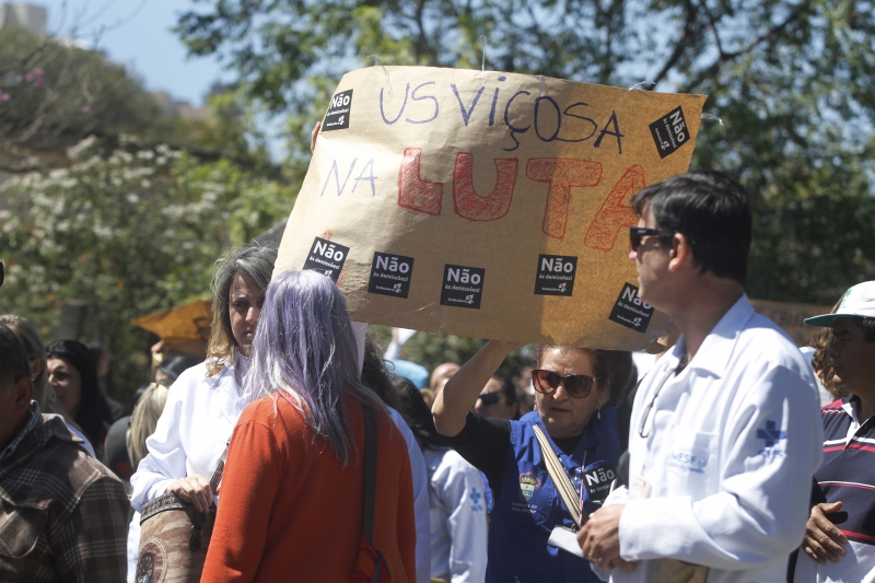 Funcionários do Imesf fazem assembleia nesta terça para definir se farão greve  