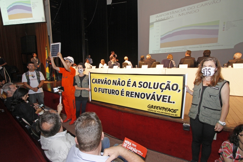 Maioria dos participantes protestou contra implantação do projeto
