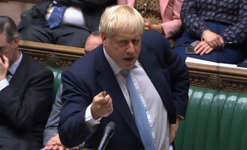 Johnson apresentou "protocolo" de mecanismo emergencial ao Parlamento britânico nesta quinta