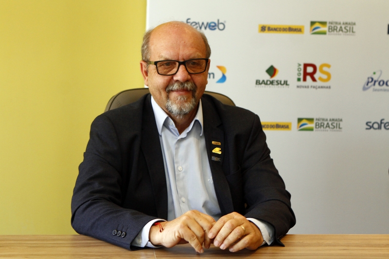 Dirceu Bayer, da Languiru, diz que diversificação dos negócios ajuda a cooperativa