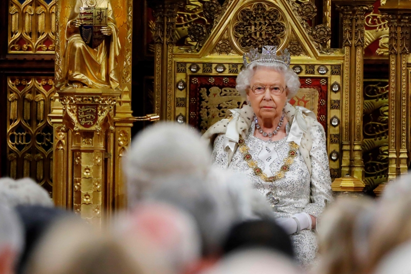 Funeral da rainha Elizabeth II será realizado no décimo dia, na abadia de Westminster, e será um 'Dia de Luto Nacional'