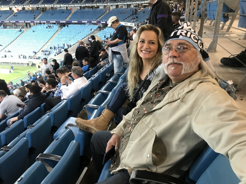 {'nm_midia_inter_thumb1':'https://www.jornaldocomercio.com/_midias/jpg/2019/10/19/206x137/1_gremio3-8877392.jpg', 'id_midia_tipo':'2', 'id_tetag_galer':'', 'id_midia':'5dab733598f87', 'cd_midia':8877392, 'ds_midia_link': 'https://www.jornaldocomercio.com/_midias/jpg/2019/10/19/gremio3-8877392.jpg', 'ds_midia': 'Jogo Gr&ecirc;mio x Bahia - na Arena Porto-Alegrense - torcedor Jo&atilde;o Luiz Palmeiro com Marsiane Chiarelli fala de expectativa para Gr&ecirc;mio contra Flamengo pela Libertadores ', 'ds_midia_credi': 'PATR&Iacute;CIA COMUNELLO/ESPECIAL/JC', 'ds_midia_titlo': 'Jogo Gr&ecirc;mio x Bahia - na Arena Porto-Alegrense - torcedor Jo&atilde;o Luiz Palmeiro com Marsiane Chiarelli fala de expectativa para Gr&ecirc;mio contra Flamengo pela Libertadores ', 'cd_tetag': '1', 'cd_midia_w': '800', 'cd_midia_h': '600', 'align': 'Left'}