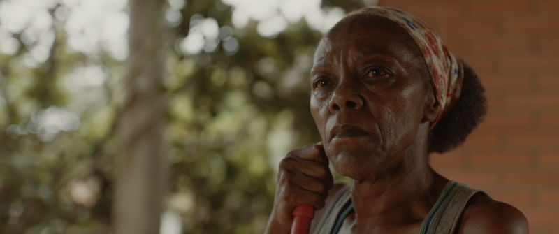 Teca Pereira atua em '&Ecirc;les', de Roberto Burd; filme concorre ao pr&ecirc;mio de melhor produ&ccedil;&atilde;o ga&uacute;cha