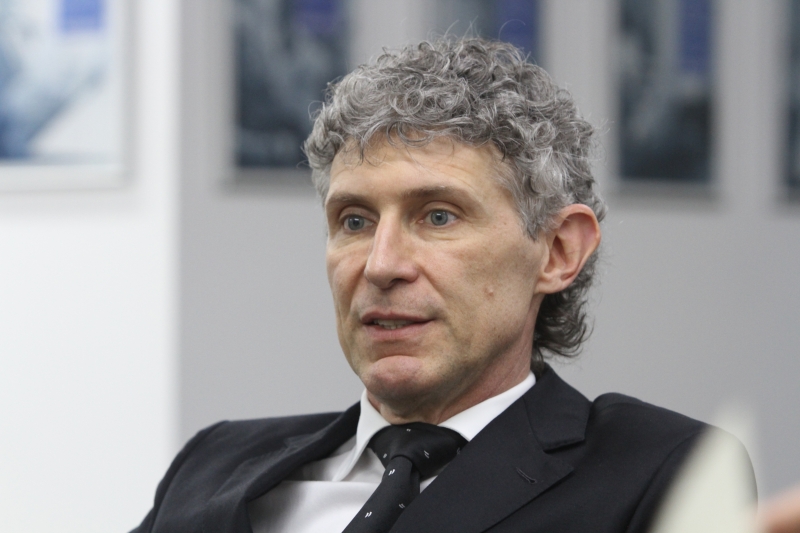 Fábio Roque Sbardellotto assume a presidência da entidade hoje