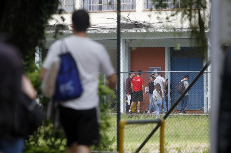 MEC decidiu manter data atual, marcada para domingo, mesmo com o avanço da pandemia no país