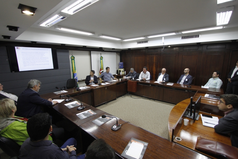 Frente Parlamentar da Indústria Gaúcha da Assembleia se reuniu ontem para colher sugestões 