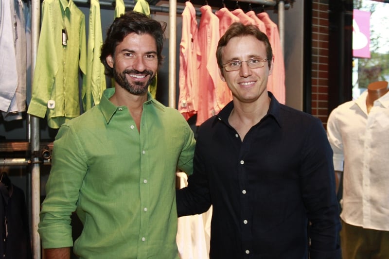 Felipe Hemb e Renato Nahas no lançamento das camisas