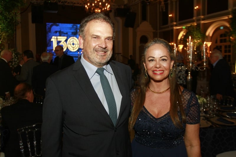 {'nm_midia_inter_thumb1':'https://www.jornaldocomercio.com/_midias/jpg/2019/11/07/206x137/1_nc071119_rossi_10-8896057.jpg', 'id_midia_tipo':'2', 'id_tetag_galer':'', 'id_midia':'5dc4b1f7e2475', 'cd_midia':8896057, 'ds_midia_link': 'https://www.jornaldocomercio.com/_midias/jpg/2019/11/07/nc071119_rossi_10-8896057.jpg', 'ds_midia': 'Claudio Rossi e Nilda Rossi na noite comemorativa', 'ds_midia_credi': 'NÍCOLAS CHIDEM/JC', 'ds_midia_titlo': 'Claudio Rossi e Nilda Rossi na noite comemorativa', 'cd_tetag': '1', 'cd_midia_w': '800', 'cd_midia_h': '533', 'align': 'Left'}