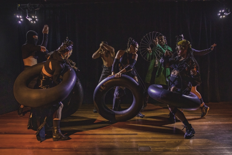Canoas Coletivo de Dança estreia 'Sambaracotu' nesta sexta-feira, no Instituto Ling