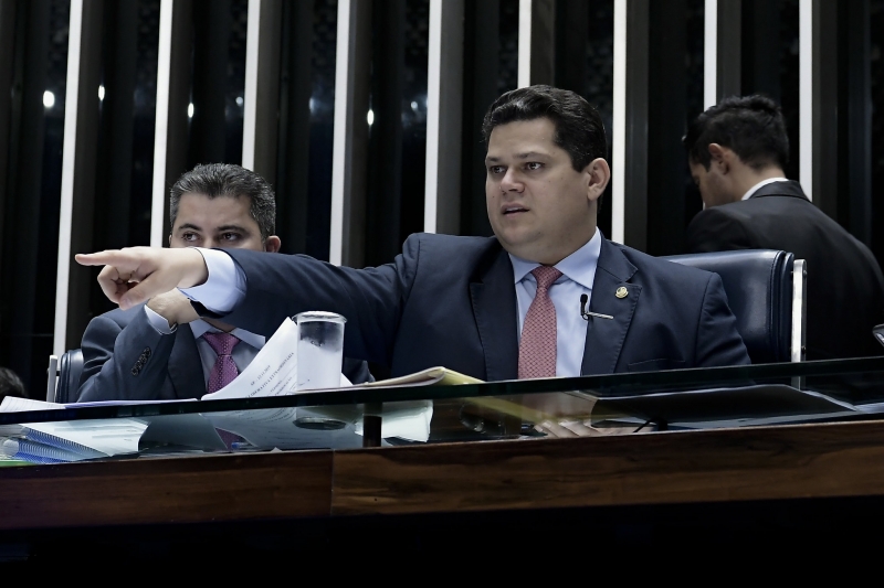 Alcolumbre anunciou a criação de uma comissão no Senado para acompanhar a tramitação da PEC