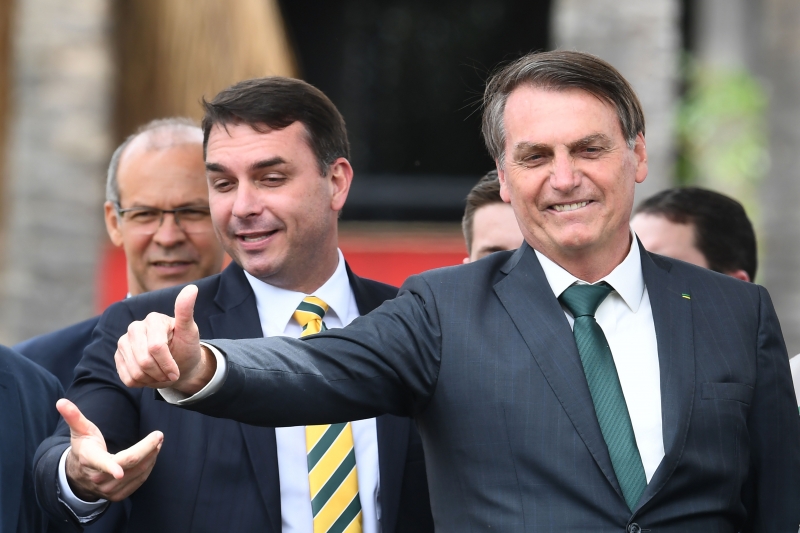 Reprovação de Bolsonaro, que chegou a 38% em agosto, ficou agora em 36%