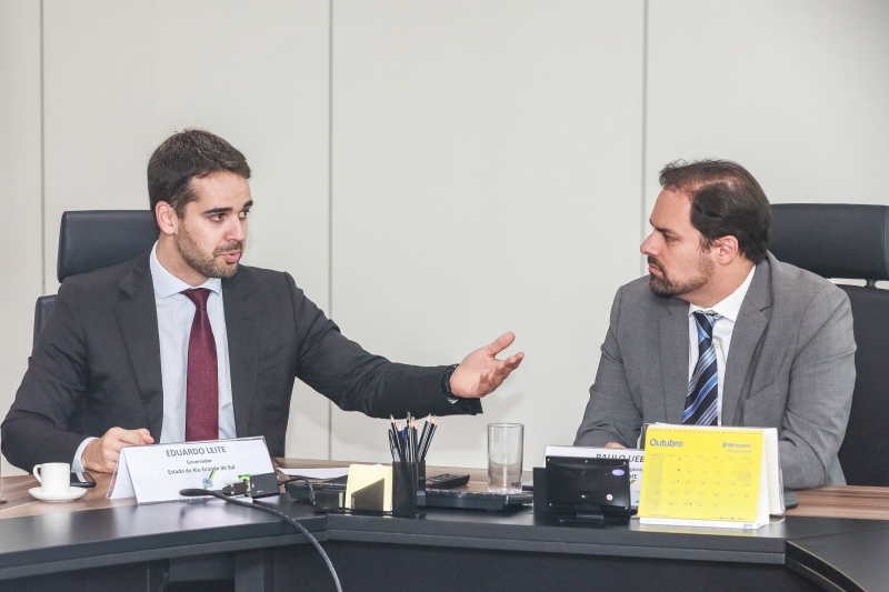 Eduardo Leite se reuniu com o secretário especial de Desburocratização do Ministério da Economia, Paulo Uebel