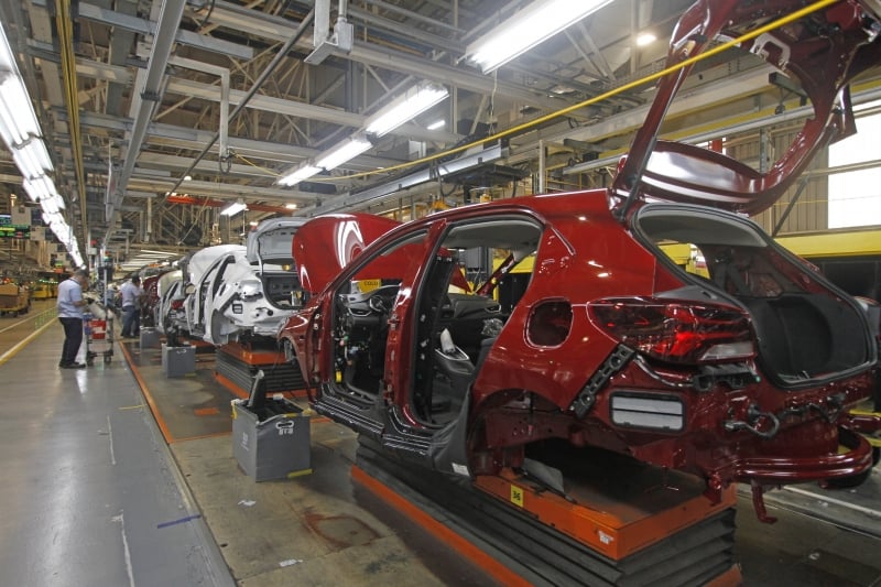 Recuo no setor de veículos impede melhor recuperação nas vendas, afirma Fiergs