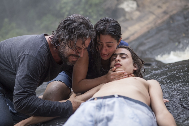 Filme explora as relações de um núcleo familiar com um casarão do período escravocrata no Brasil