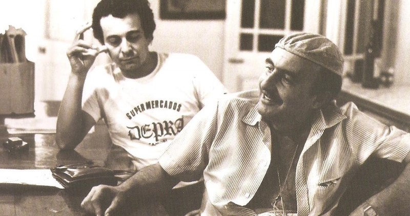 Em 1981, com Apparício Silva Rillo, durante triagem 
da Califórnia da Canção em Uruguaiana