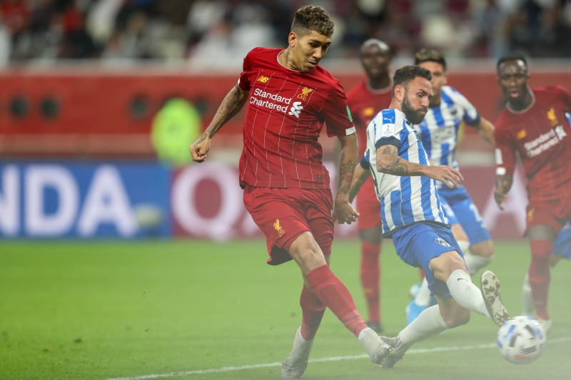 Atacante brasileiro marcou o gol da vitória inglesa já nos acréscimos 